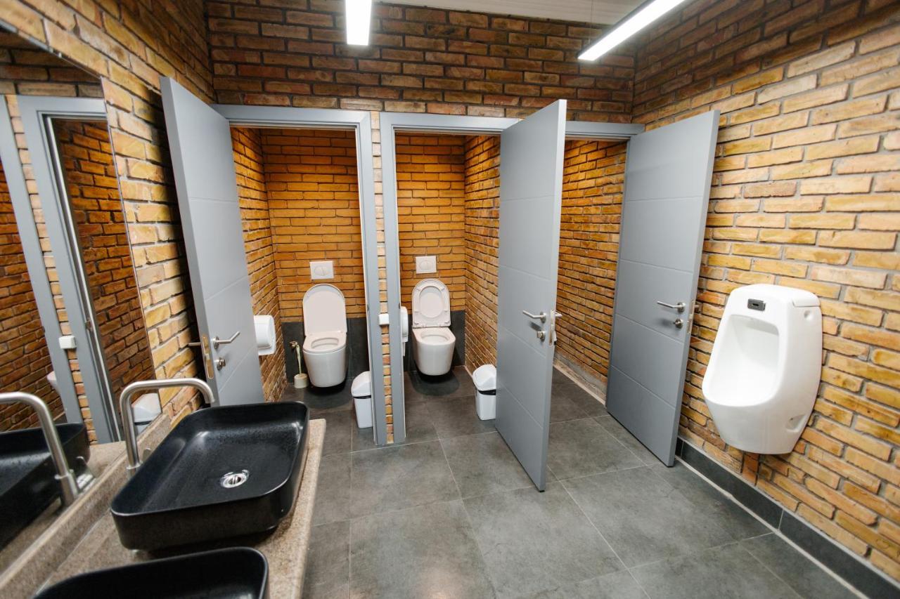 281 Hostel Бишкек Экстерьер фото