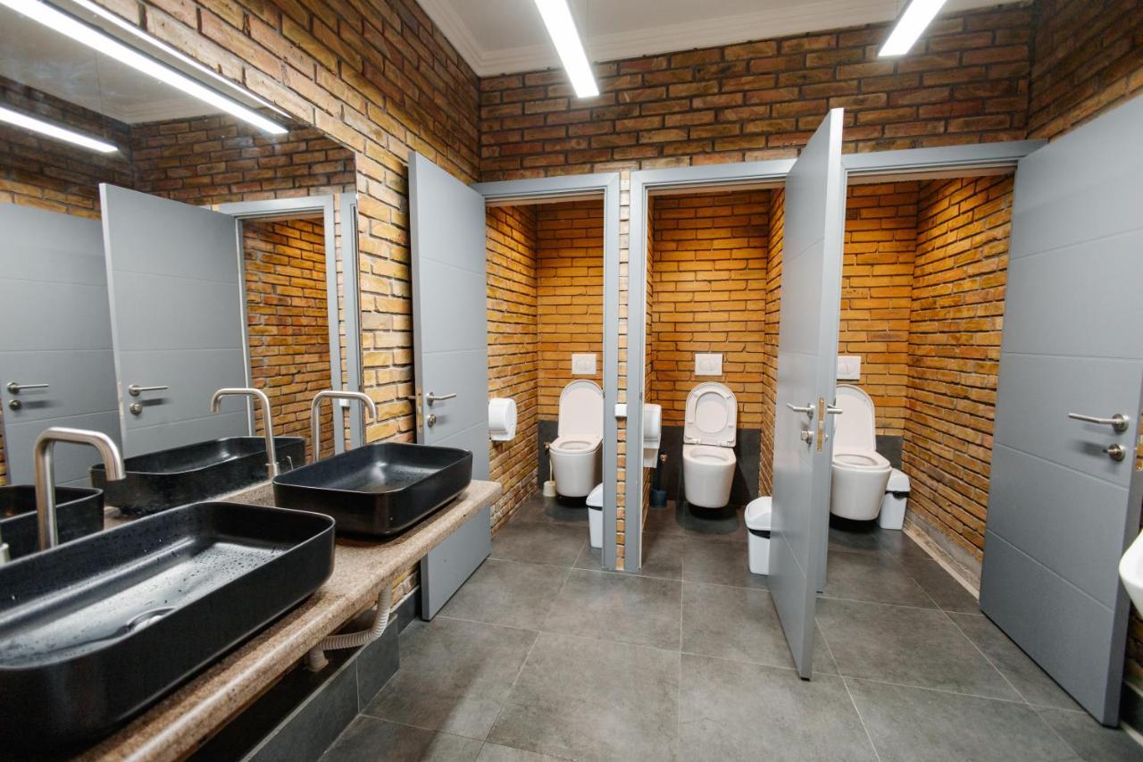 281 Hostel Бишкек Экстерьер фото